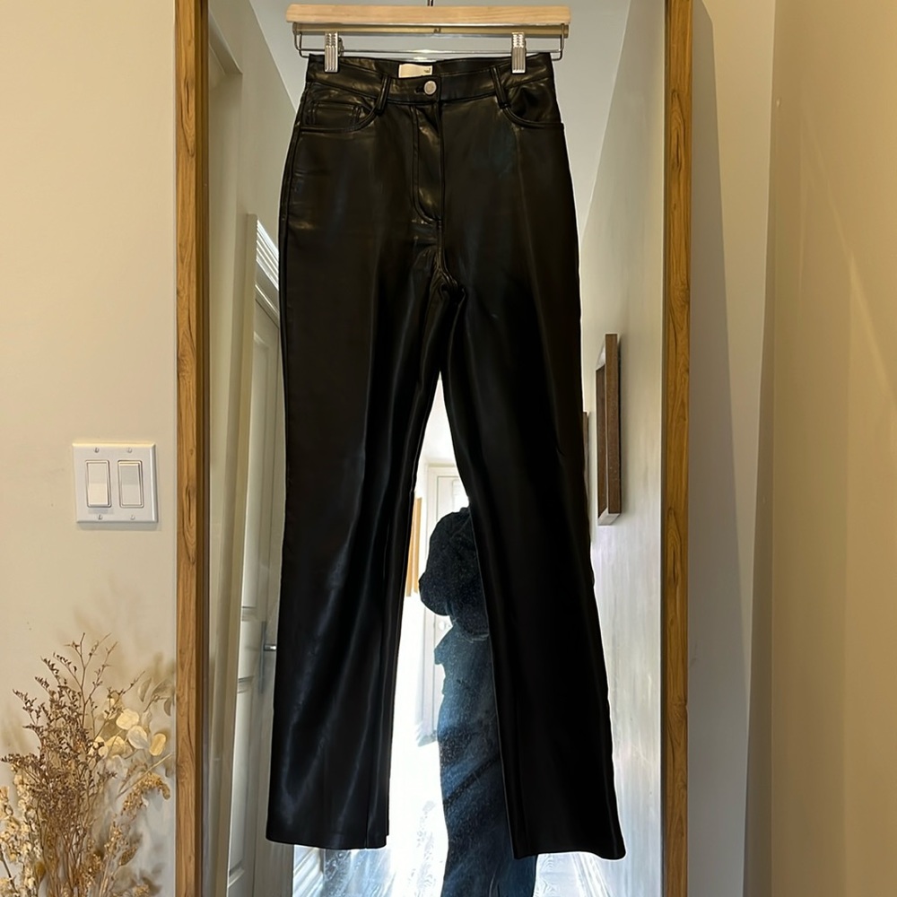 Aritzia Melina pant